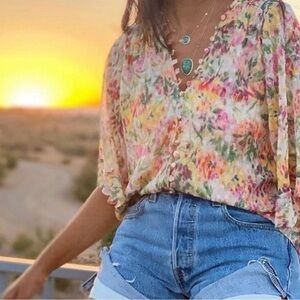 Misa Los Angeles Para top in the Bahara floral - Pink Multi